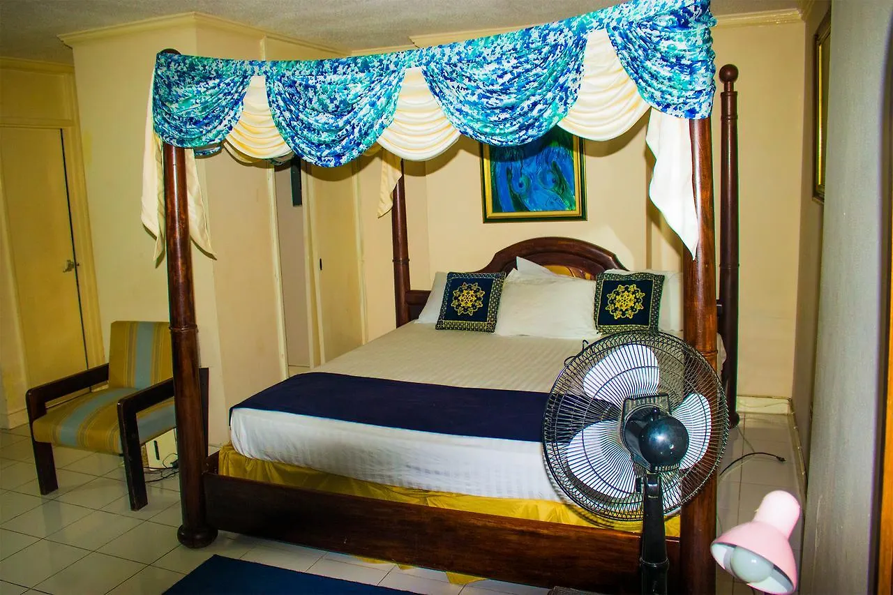 Turtle Beach Towers Ocho Rios Apartment